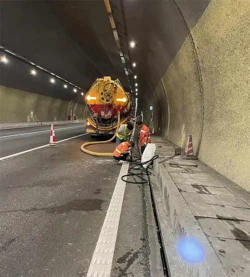 泗县隧道排水渠清淤